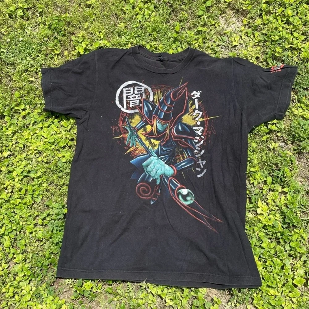 Vintage 90s Yugioh Dark Magician anime graphic tee - Picture 14 of 16